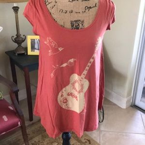 Blue platypus Burnt orange guitar  t-shirt S